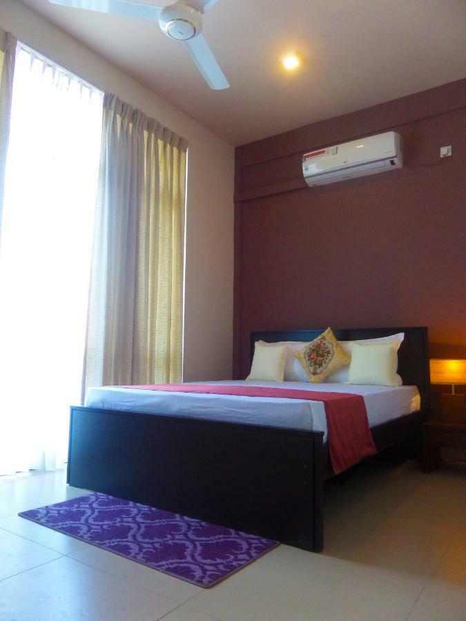 Vivas Residencies Luxury Apartments Дехивала-Маунт-Лавиния Экстерьер фото