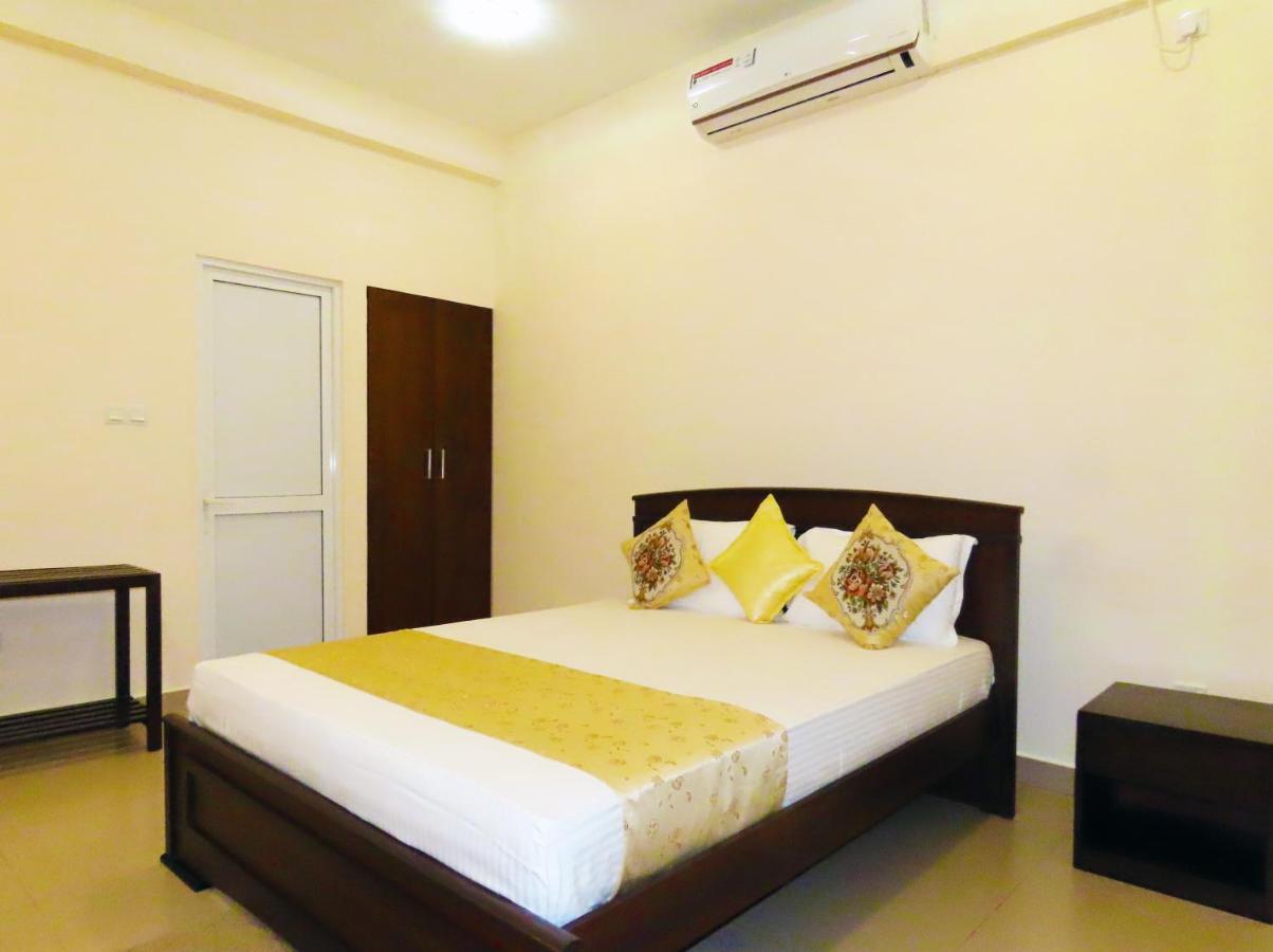 Vivas Residencies Luxury Apartments Дехивала-Маунт-Лавиния Экстерьер фото